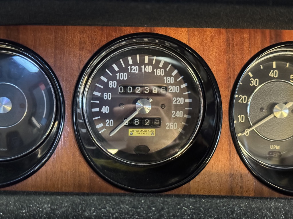 Instrument cluster close-up